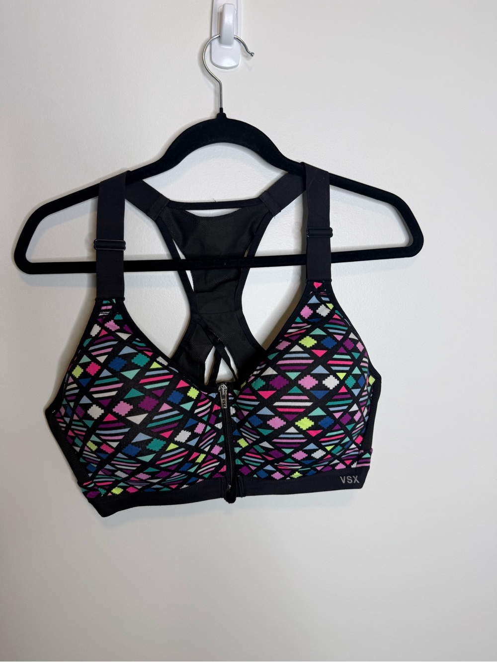 VSX Black Geometric Multi-Color Front Zip Sports Bra size 36D Victoria secret